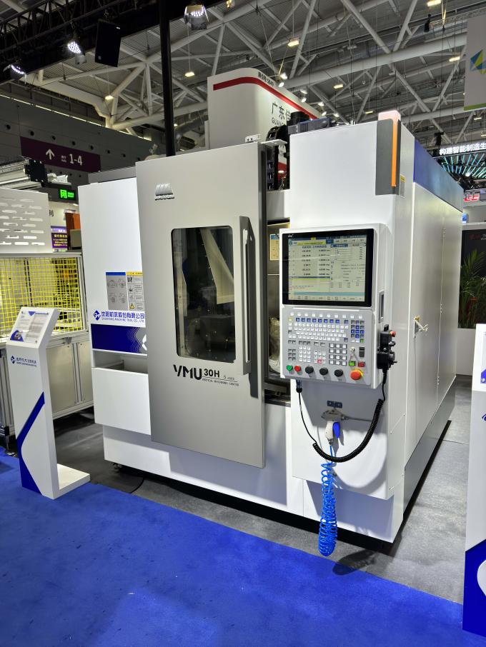 Centro de mecanizado vertical de 5 ejes VMU30H Máquina de fresado CNC vertical de alta precisión 1