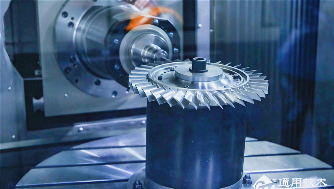 GMC Centro de mecanizado de pórtico de trabajo pesado Máquina de corte y fresado CNC de alta velocidad