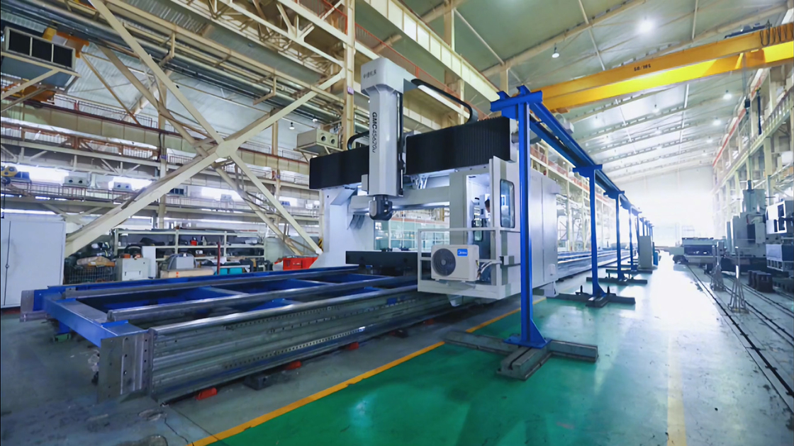 GMC Centro de mecanizado de pórtico de trabajo pesado Máquina de corte y fresado CNC de alta velocidad