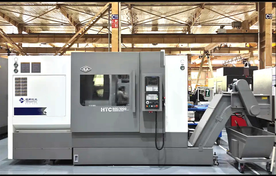 SMTCL Máquina de torno CNC de trenes pesados HTC50P 3 Ejes de fresado CNC con herramientas en vivo Máquina de torno CNC