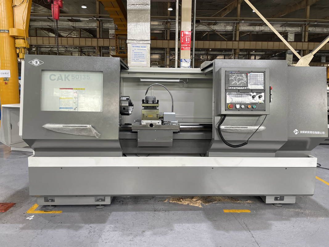 SMTCL Dormitorio plano CNC Torno CAK50135 Máquina de torno CNC de trabajo pesado Dormitorio plano CNC Torno para metal