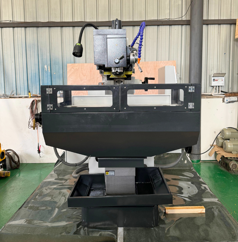 4 Ejes Máquina de fresado CNC vertical XKH8140A Procesamiento de moldes pequeños Máquina de fresado manual de herramientas universales CNC
