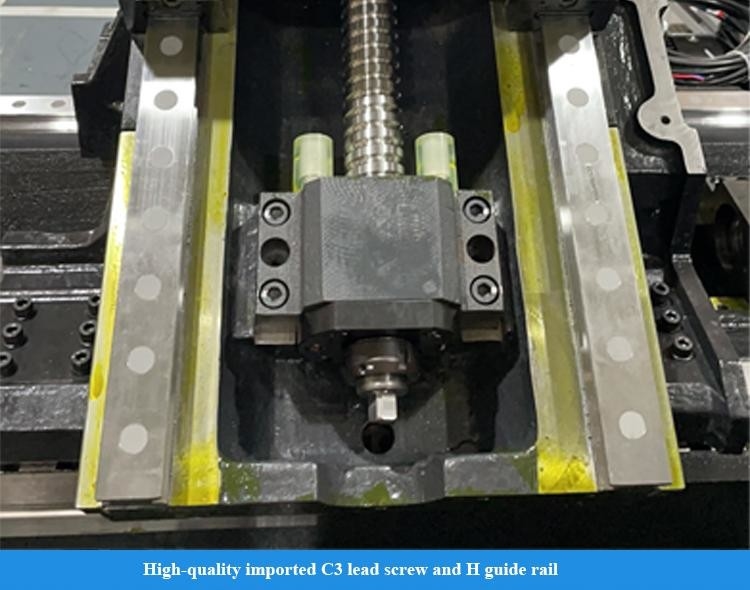 Centro de torneado CNC horizontal HTC30Hm BMT55 12 estaciones Torreta de potencia Servo Centro de torneado de cola con eje Y