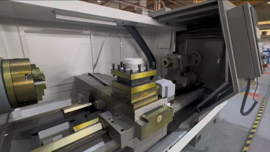 SMTCL Máquina de torno CNC pesado Combo Gran broca de husillo CAK60135 Dormitorio horizontal plano Torno CNC