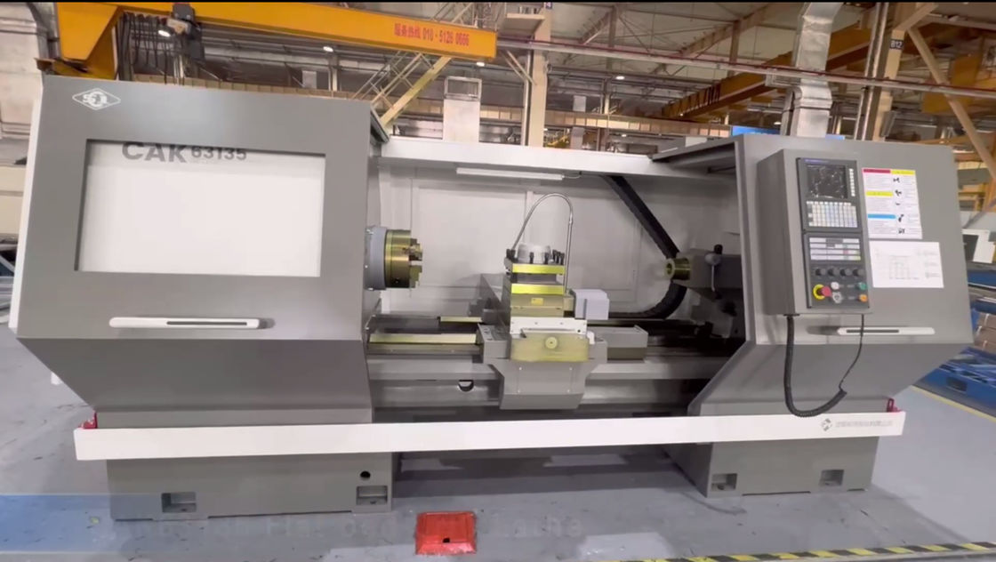 SMTCL Máquina de torno CNC pesado Combo Gran broca de husillo CAK60135 Dormitorio horizontal plano Torno CNC
