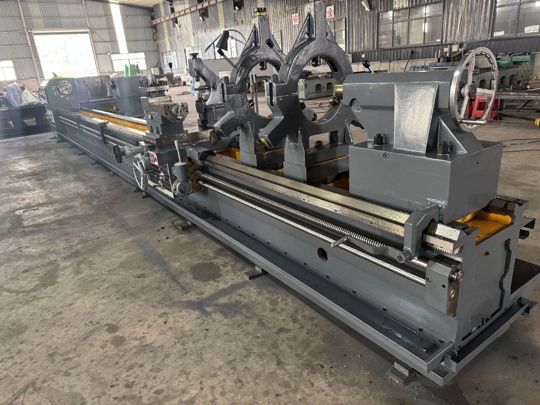 Torno de trabajo pesado para piezas metálicas grandes CQW61100F Torno de trabajo pesado de corte potente