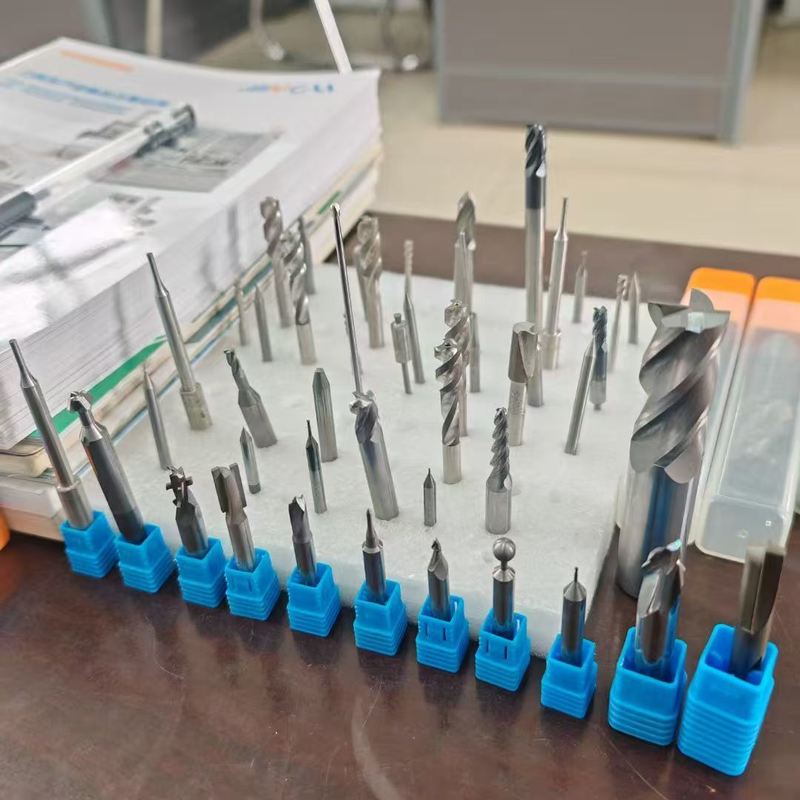 Rectificadora de herramientas CNC de 5 ejes de alta precisión MG80