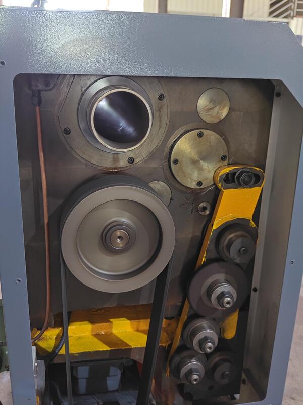 Torno de trabajo pesado de 15 m CW61125 Torno horizontal potente de 130 mm