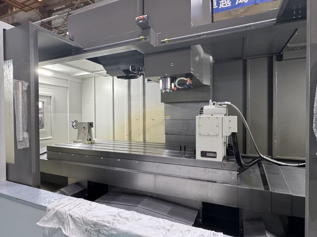 VMC2100B Centro de mecanizado vertical de 3 ejes pesado SMTCL 4 Ejes Máquina de fresado vertical CNC