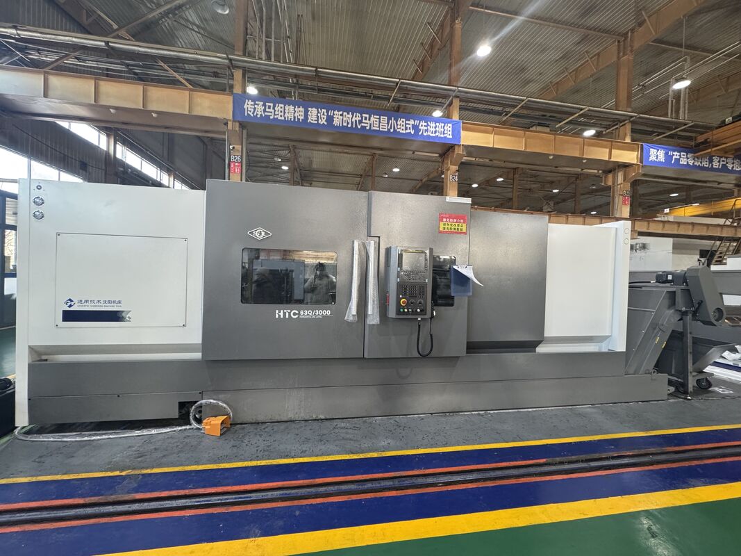 SMTCL General Control de alta precisión FANUC Cama inclinada de torno CNC HTC63Q Maquinaria de ingeniería Torno CNC