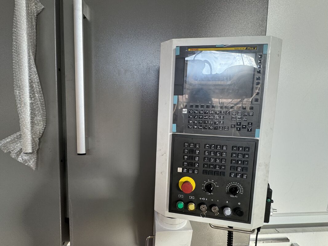 SMTCL General Control de alta precisión FANUC Cama inclinada de torno CNC HTC63Q Maquinaria de ingeniería Torno CNC